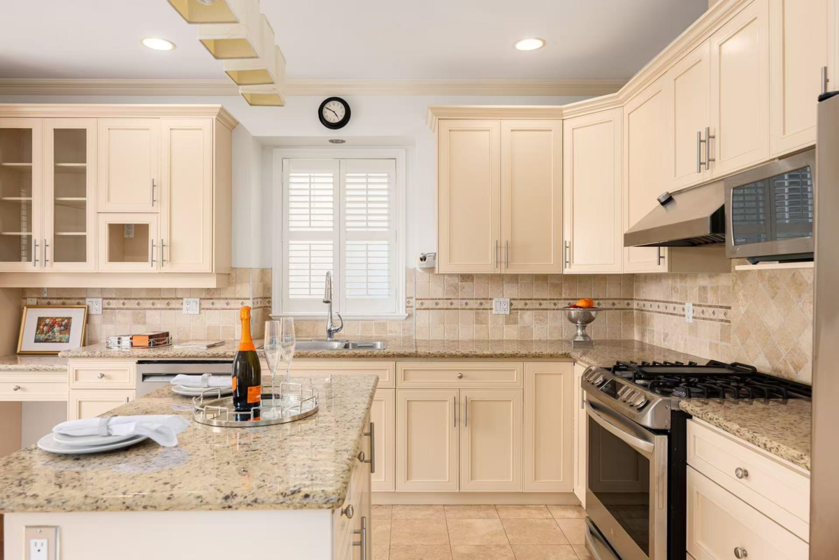 Bedroom 4 Photo of 2818 W 19th Avenue, Vancouver, BC