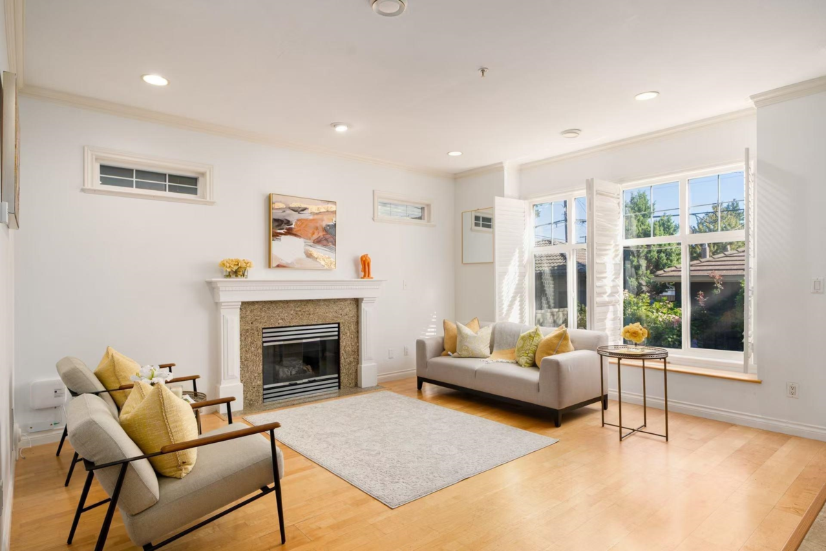 Powder Room Photo of 2818 W 19th Avenue, Vancouver, BC