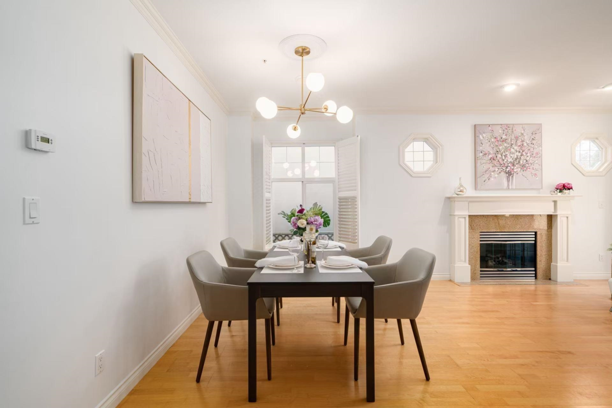 Primary Bathroom Photo of 2818 W 19th Avenue, Vancouver, BC