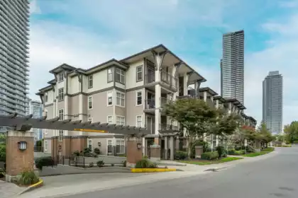 206 4768 Brentwood Drive, Burnaby, BC, Burnaby — Apartment/Condo for sale
