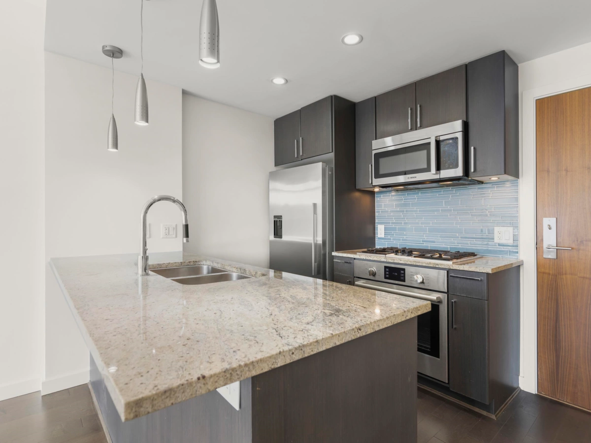 Bedroom 4 Photo of 608 38 W 1st Avenue, Vancouver, BC