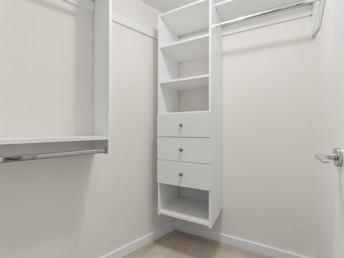 Laundry Room Photo of 608 38 W 1st Avenue, Vancouver, BC