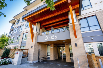 318 20356 72b Avenue, Langley, BC, Langley — Apartment/Condo for sale