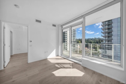 804 3833 Evergreen Place, Burnaby, BC, Burnaby — Apartment/Condo for sale