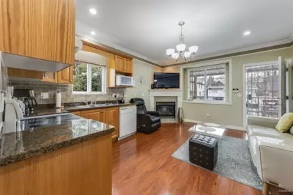 2048 E 1st Avenue, Vancouver, BC, Vancouver — Half Duplex for sale