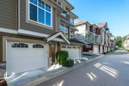 24 3009 156 Street, Surrey, BC, Surrey — Townhouse for sale