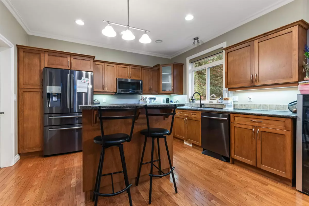 Dining Area Photo of 5583 Thom Creek Drive, Sardis, BC