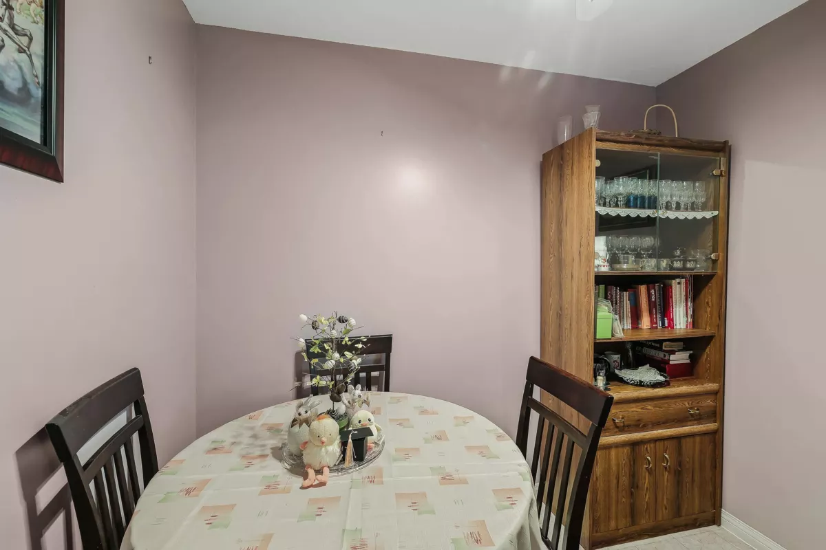 Walk-In Closet Photo of 408 7435 121a Street, Surrey, BC