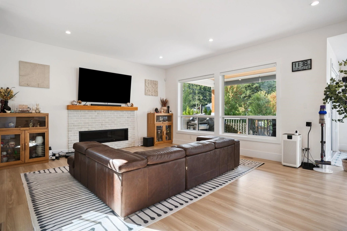 Living Room Photo of 2811 202a Street, Langley, BC