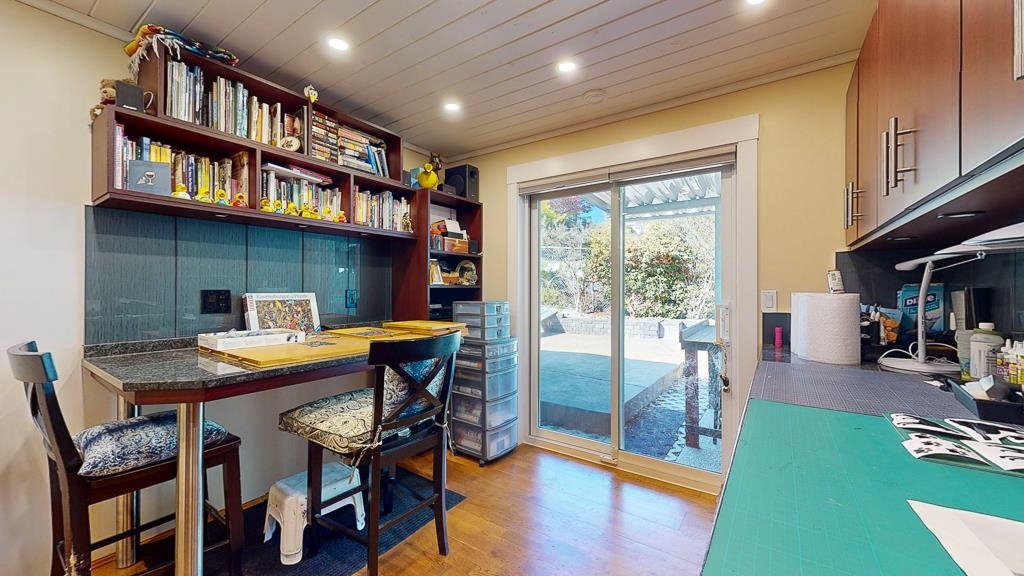 Staircase Photo of 6166 Norwest Bay Road, Sechelt, BC