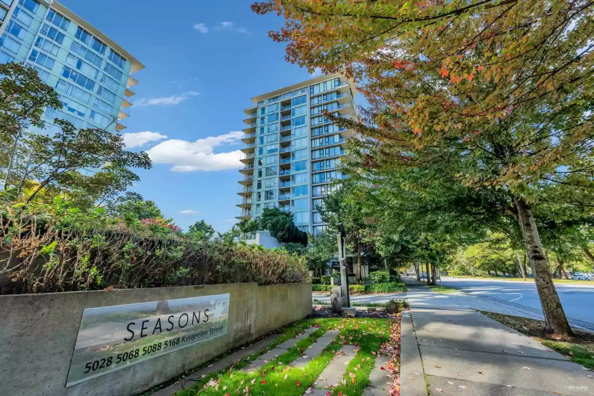 Exterior Front Photo of 1905 5088 Kwantlen Street, Richmond, BC