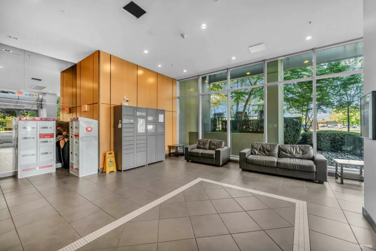 Exterior Rear Photo of 1905 5088 Kwantlen Street, Richmond, BC