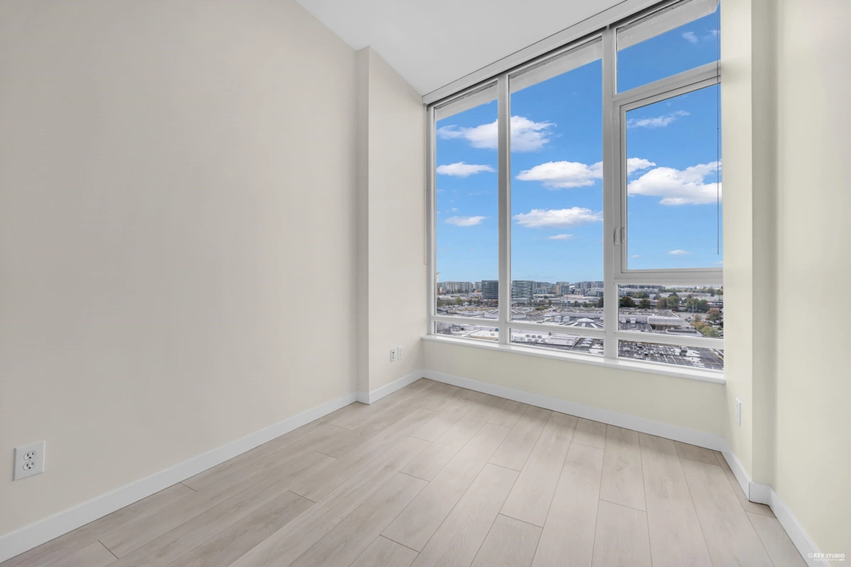 Mudroom Photo of 1905 5088 Kwantlen Street, Richmond, BC