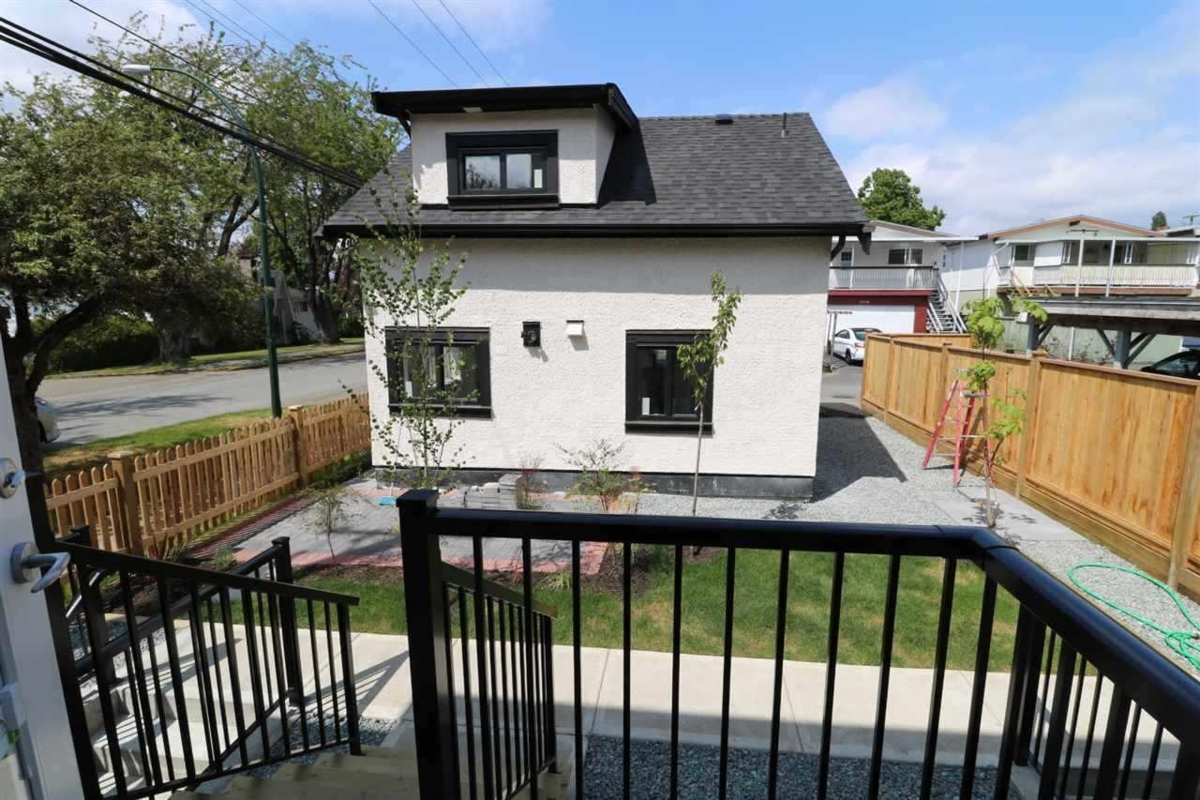 Laundry Room Photo of 3101 E 46th Avenue, Vancouver, BC