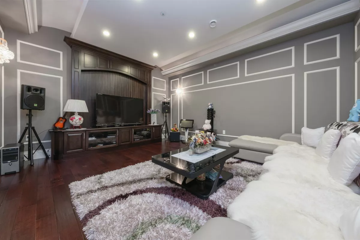 Entry Foyer Photo of 2769 W 49th Avenue, Vancouver, BC