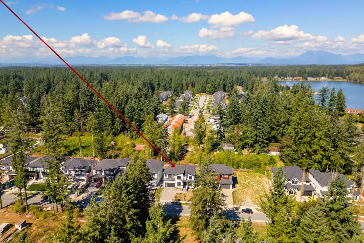 Staircase Photo of 20355 27 Avenue, Langley, BC
