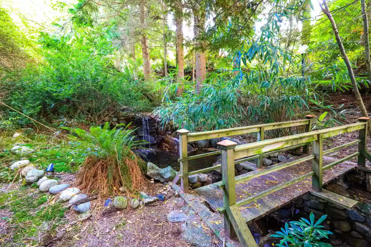 Laundry Room Photo of 510 St. Andrews Road, West Vancouver, BC