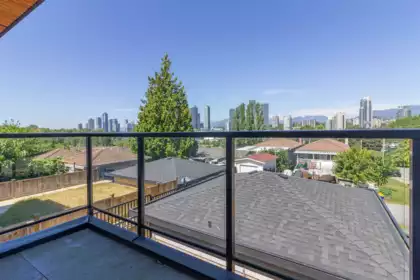 3087 Royal Oak Avenue, Burnaby, BC