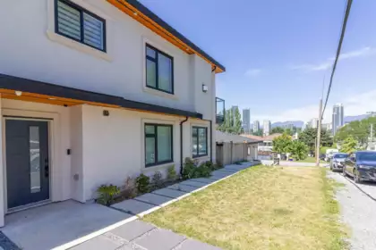 3087 Royal Oak Avenue, Burnaby, BC