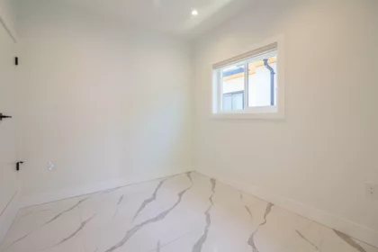 Powder Room Photo of 3087 Royal Oak Avenue, Burnaby, BC