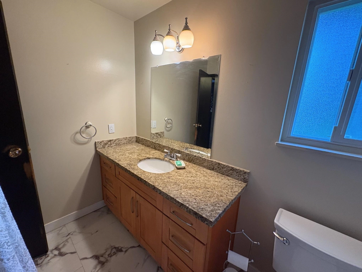 Basement Recreation Room Photo of 32174 Sandpiper Place, Mission, BC