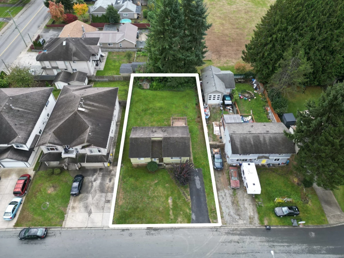 Family Room Photo of 32174 Sandpiper Place, Mission, BC
