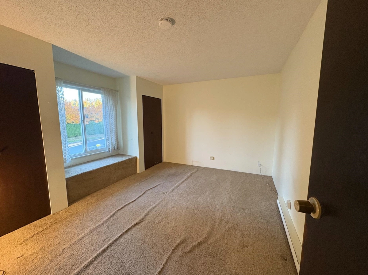 Guest Bathroom Photo of 32174 Sandpiper Place, Mission, BC