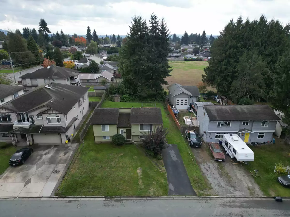 Kitchen Photo of 32174 Sandpiper Place, Mission, BC