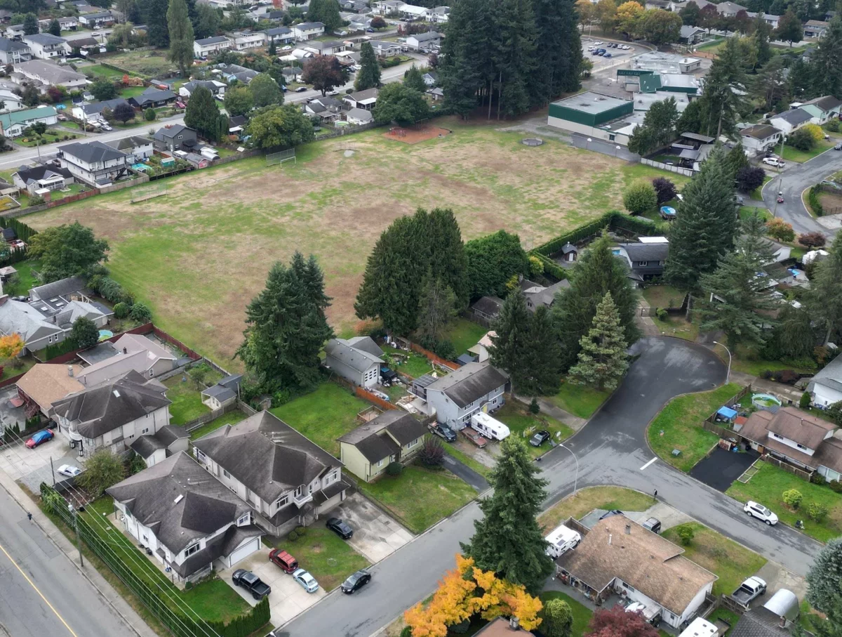 Outdoor Deck Photo of 32174 Sandpiper Place, Mission, BC