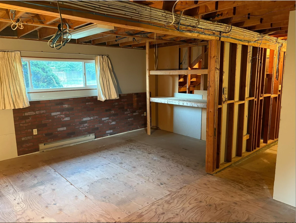 Staircase Photo of 32174 Sandpiper Place, Mission, BC