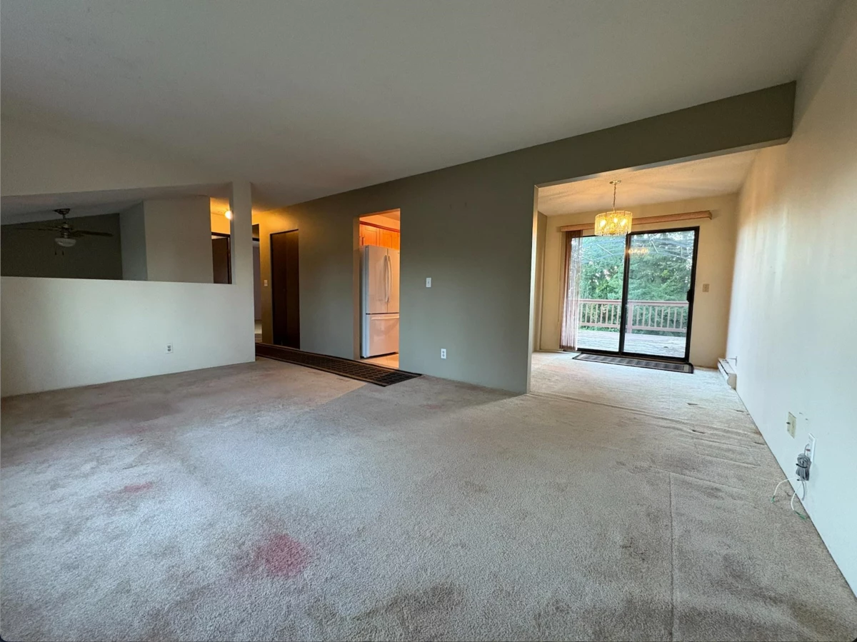 Walk-In Closet Photo of 32174 Sandpiper Place, Mission, BC
