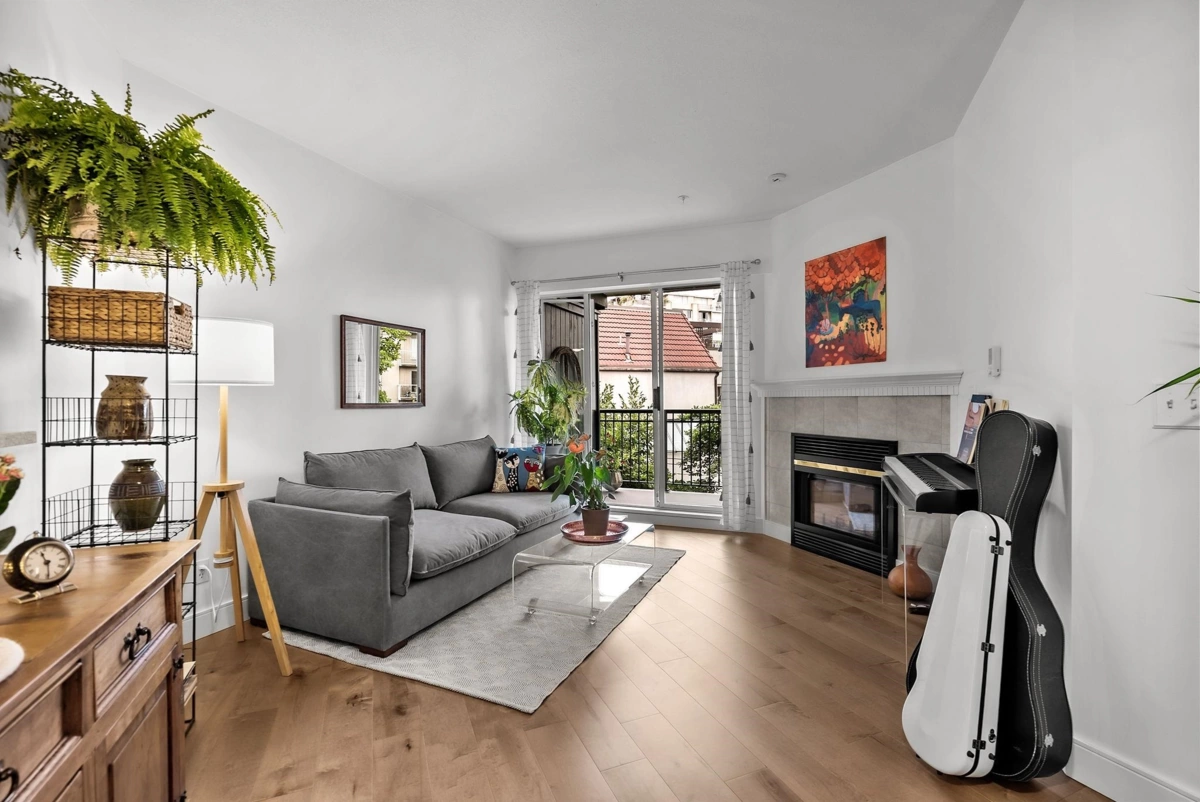 Exterior Rear Photo of 304 1928 Nelson Street, Vancouver, BC