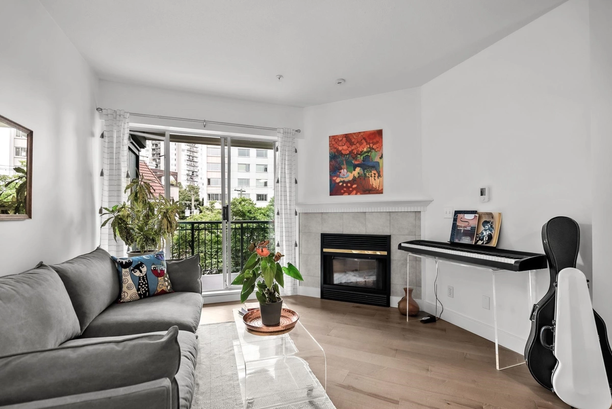 Family Room Photo of 304 1928 Nelson Street, Vancouver, BC