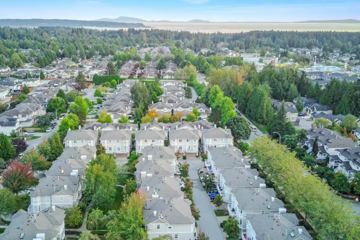 Fitness Center Photo Near 16 6518 121 Street, Surrey, BC