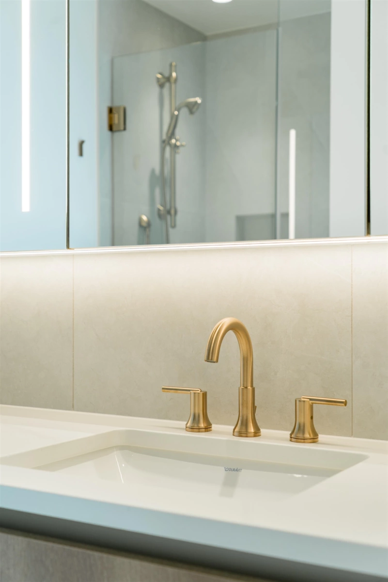 Entry Foyer Photo of 4007 720 Farrow Street, Coquitlam, BC
