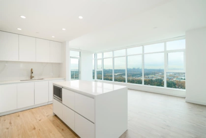 4007 720 Farrow Street, Coquitlam, BC, Coquitlam — 3 bed apartment/condo for sale