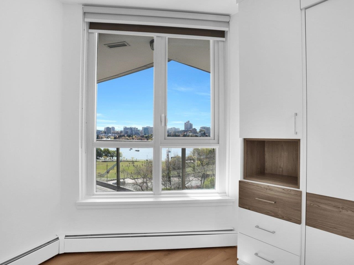 Basement Recreation Room Photo of 802 1318 Homer Street, Vancouver, BC