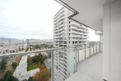 2709 13768 100 Avenue, Surrey, BC, Whalley — 2 bed apartment/condo for sale