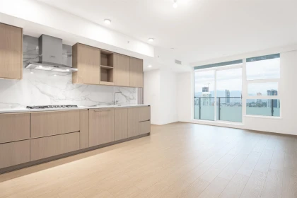 2709 13768 100 Avenue, Surrey, BC