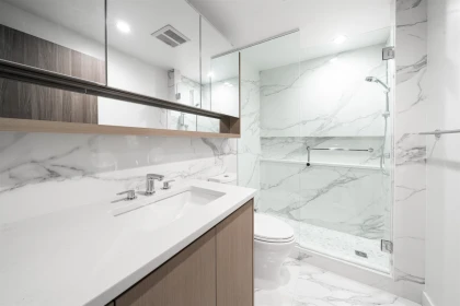 Walk-In Closet Photo of 2709 13768 100 Avenue, Surrey, BC