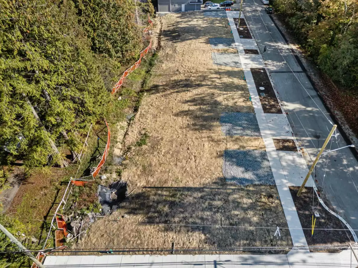 Kitchen Island Photo of 14619 60a Avenue, Surrey, BC