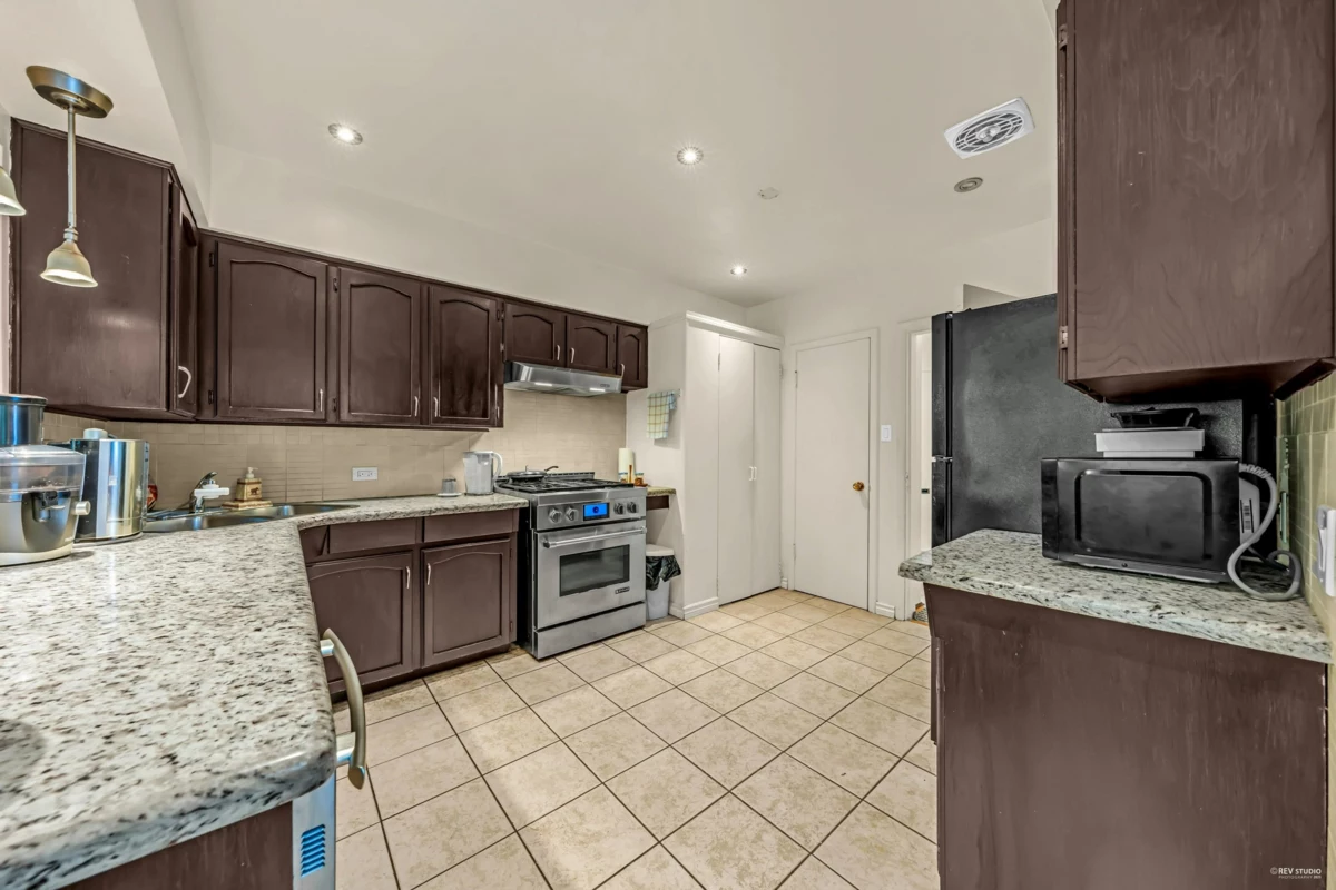 Bedroom 2 Photo of 410 Hadden Drive, West Vancouver, BC