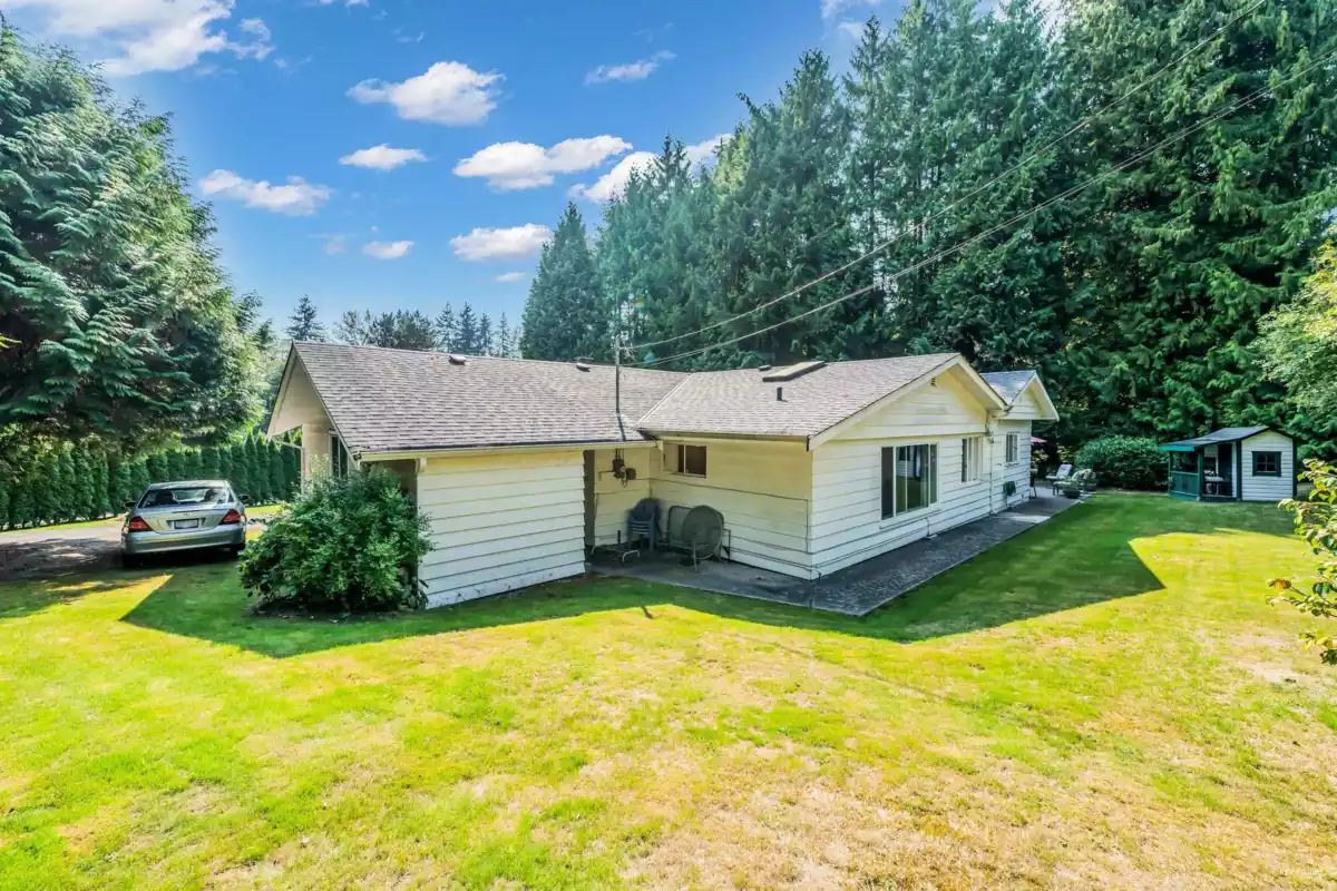 Hot Tub / Spa Photo of 410 Hadden Drive, West Vancouver, BC