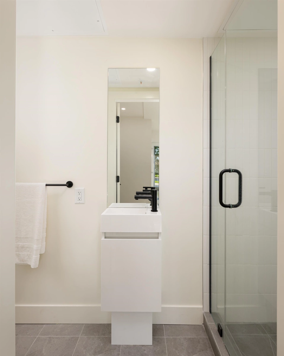 Swimming Pool Photo of TH6 610 E 3rd Street, North Vancouver, BC