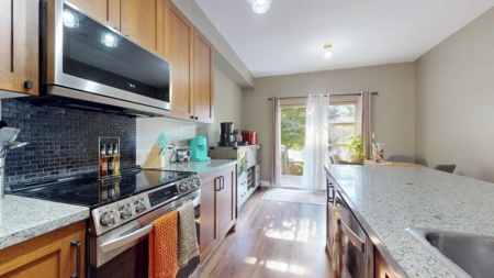 1274 Stonemount Place, Squamish, BC, Squamish — Townhouse for sale