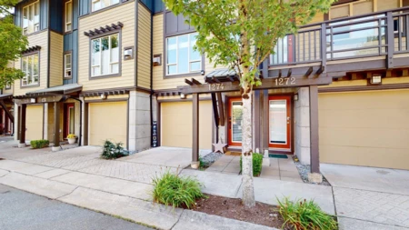 1274 Stonemount Place, Squamish, BC, Squamish — Townhouse for sale