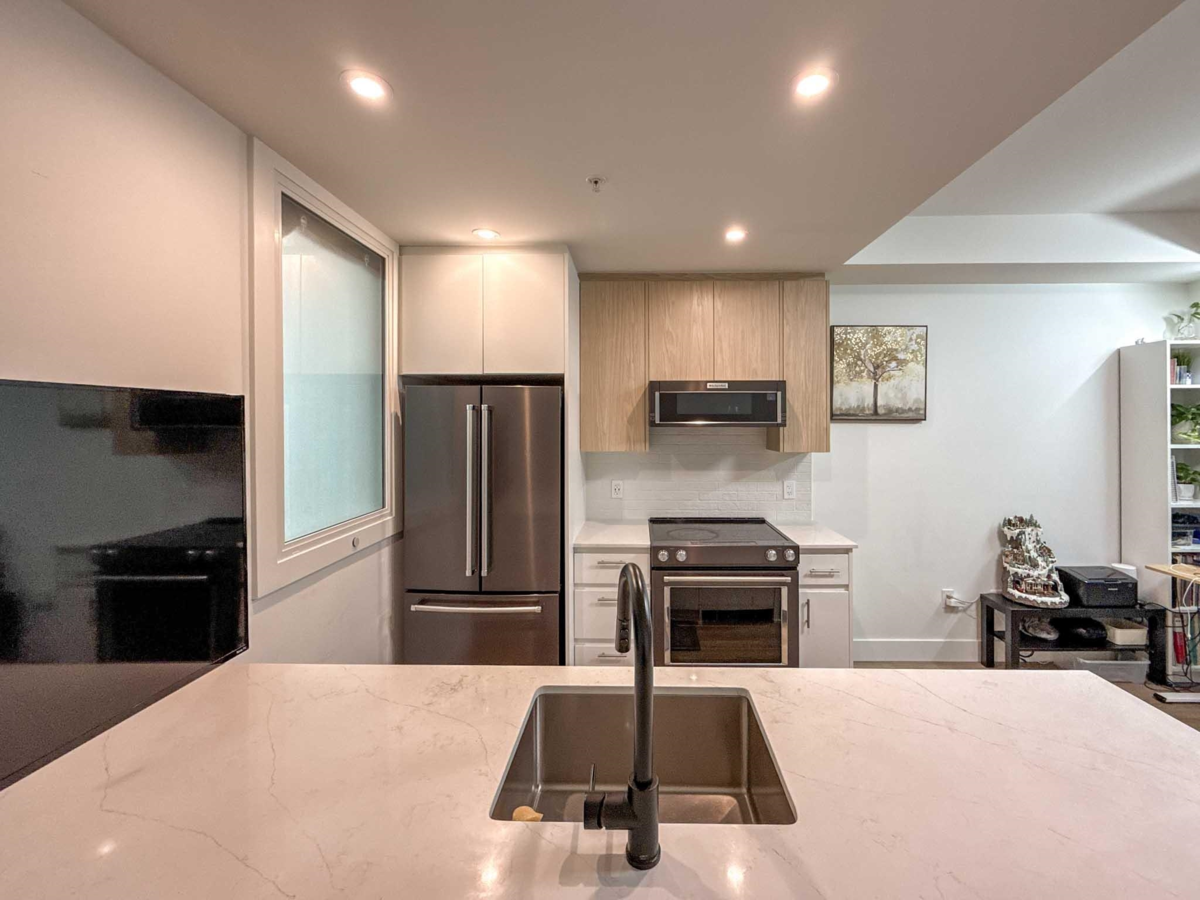 Dining Area Photo of 1211 2180 Kelly Avenue, Port Coquitlam, BC