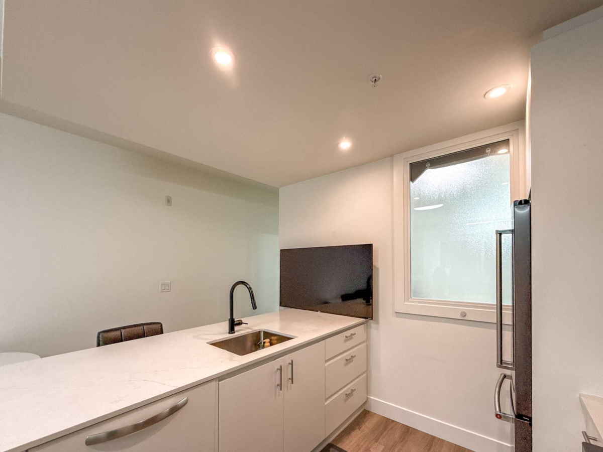 Family Room Photo of 1211 2180 Kelly Avenue, Port Coquitlam, BC