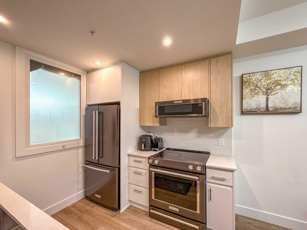 Living Room Photo of 1211 2180 Kelly Avenue, Port Coquitlam, BC