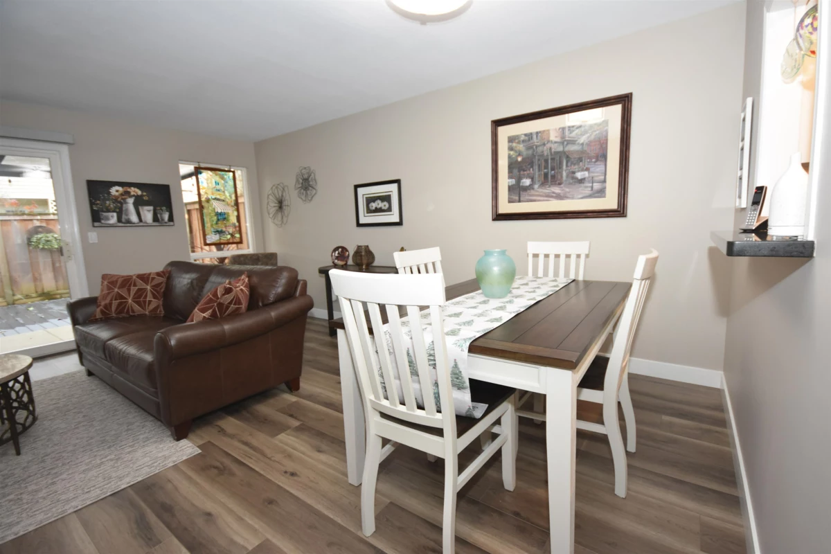 Guest Bathroom Photo of 11 4748 54a Street, Delta, BC